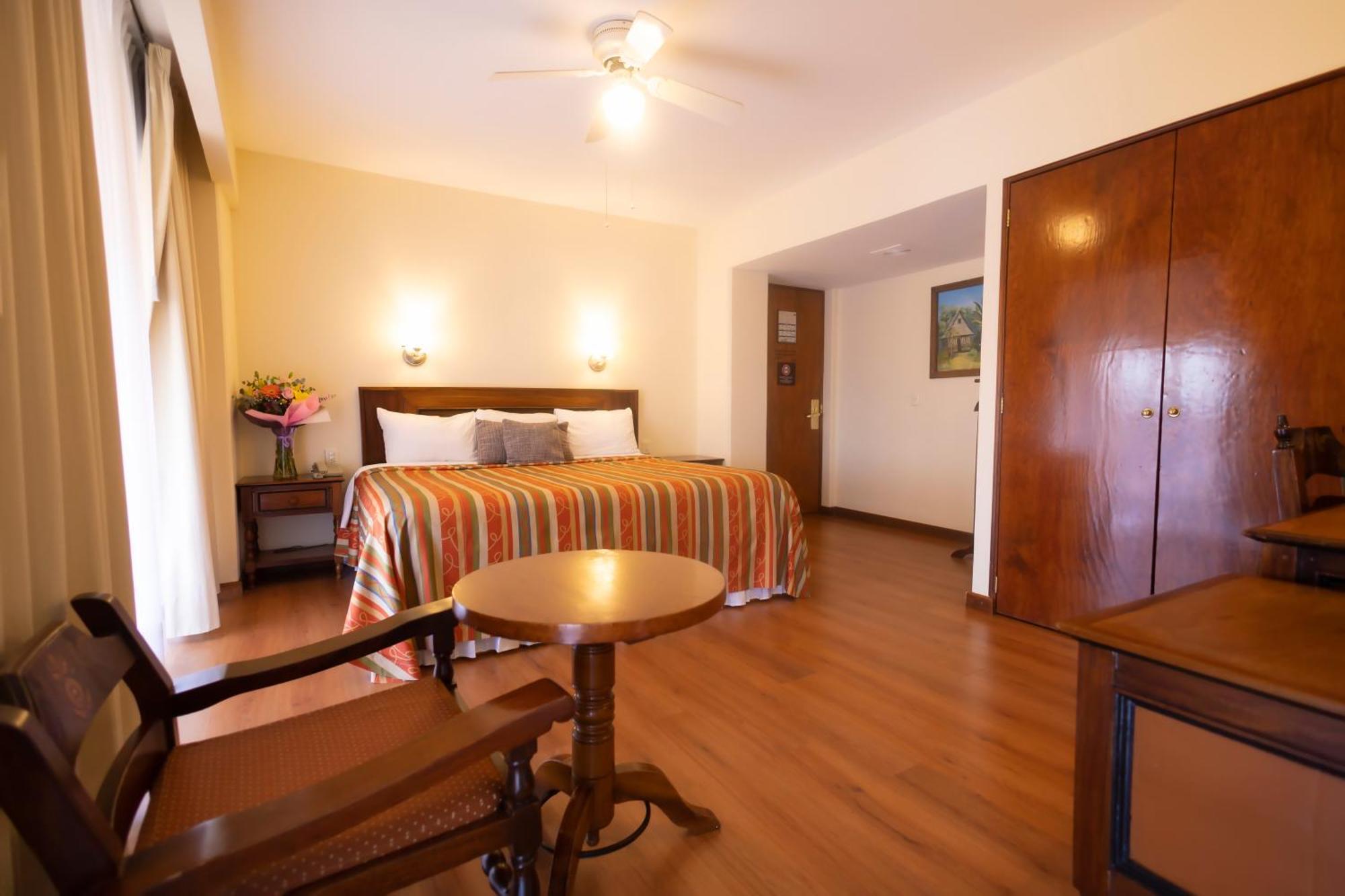 Plaza Uruapan Hotel المظهر الخارجي الصورة